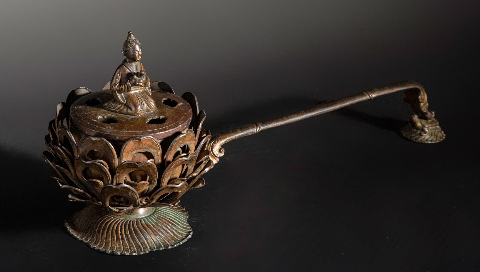 完勝故宮的豪華版宋代貴人銅鎏金行爐將在台北沐春堂拍賣A Magnificent