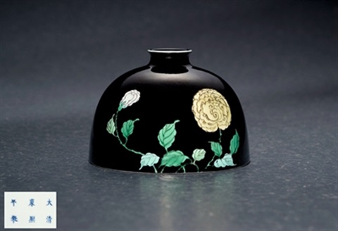 從一尊二十萬美金成交的素三彩觀音談上海名媛的康熙三彩藏品- Arts